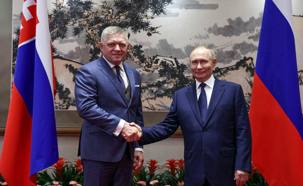 
                    Фицо озвучит Зеленскому выводы после обсуждения Украины с Путиным
                