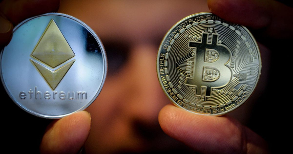 Том Ли наивно верит в дружбу между биткоином и эфириумом
Том Ли наивно верит в дружбу между биткоином и эфириумом