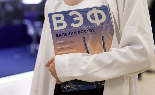 
                    Песков заявил о невозможности гарантий Украине из-за иностранных&nbsp;военных
                