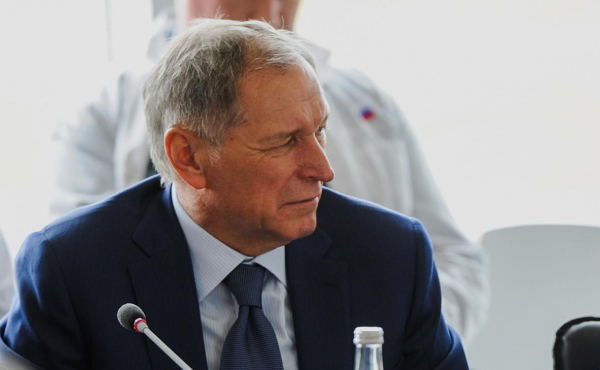 Суд взыскал ₽4 млрд с экс-главы «ЮГК» и других по иску Генпрокуратуры
Суд взыскал ₽4 млрд с экс-главы «ЮГК» и других по иску Генпрокуратуры