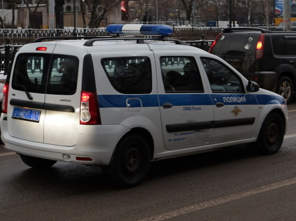 Мужчина жестоко избил ребенка на детской площадке в Москве
