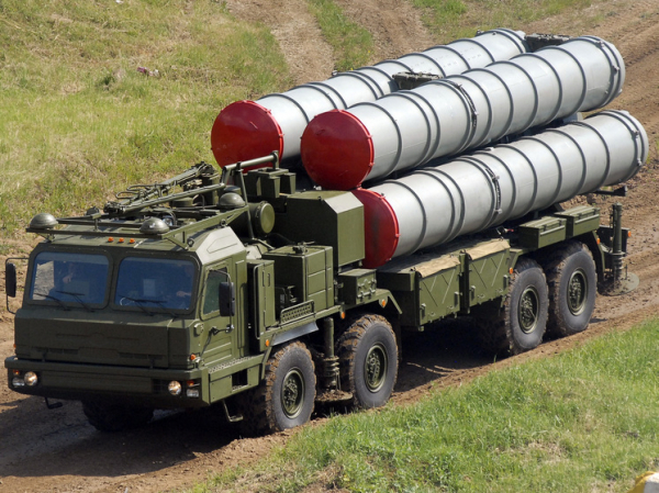 В небе над Россией за ночь сбили почти 60 украинских дронов