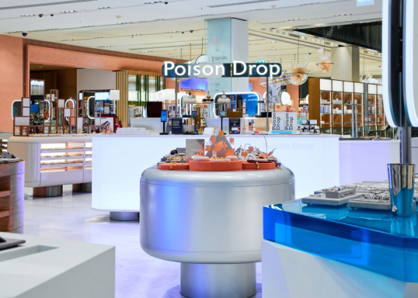 Poison Drop открывает новое концептуальное пространство в универмаге &laquo;Цветной&raquo; (ФОТО)