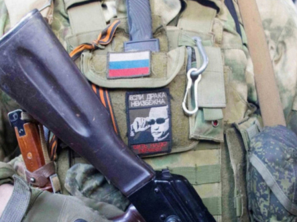 Российский солдат под огнем противника спас товарищей
